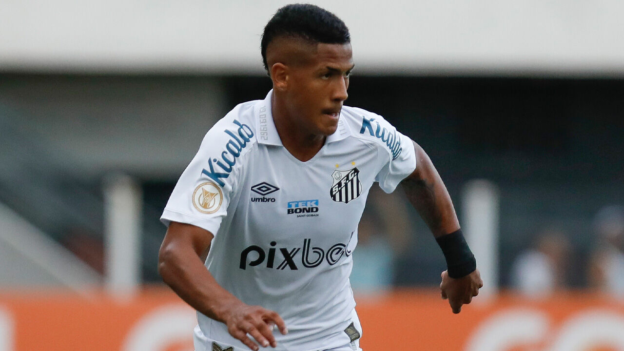 Angelt sich der FC Barcelona ein brasilianisches Juwel?