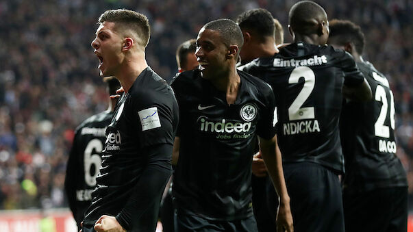 Jovic-Doppelpack rettet Eintracht ein Remis