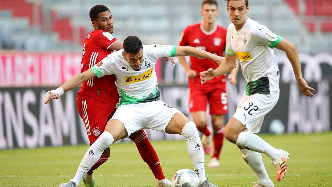 Deutsche Bundesliga: Später Bayern-Sieg gegen Gladbach ...