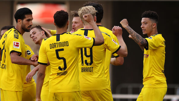 Borussia Dortmund durchbricht Paderborn-Beton 