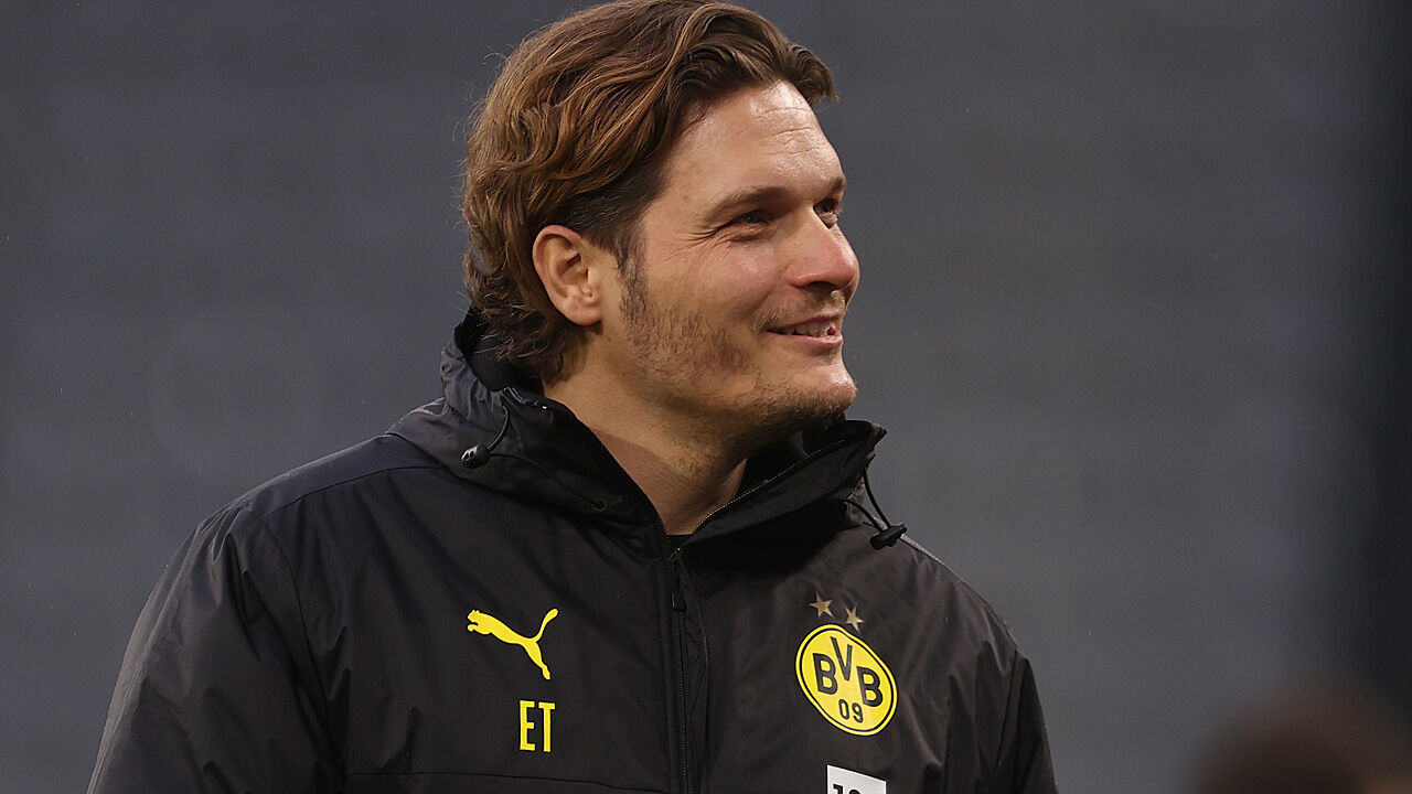 Nach Drei Jahren Borussia Itakura Abschied Besiegelt Ajax Schnappt Sich Den Bmg Liebling - 33s5va7