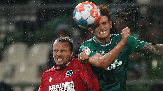 Bremen lässt zum Auftakt Federn