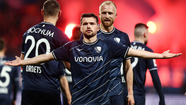 Relegationsheld Stöger! Bochum bleibt in der Bundesliga