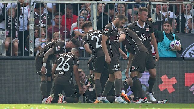 St. Pauli marschiert weiter: Sieg im Spitzenspiel