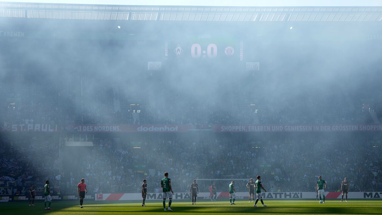 Nach Pyro: Saftige Geldstrafe für Werder Bremen!