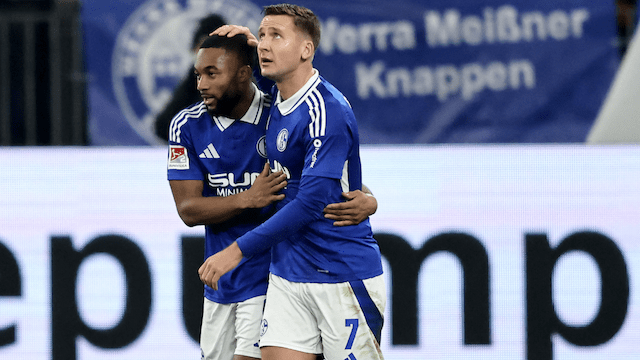 VAR-Wahnsinn! Schalke ringt Fürth Last Minute Punkt ab