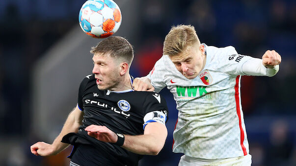Augsburg schiebt sich an Bielefeld vorbei