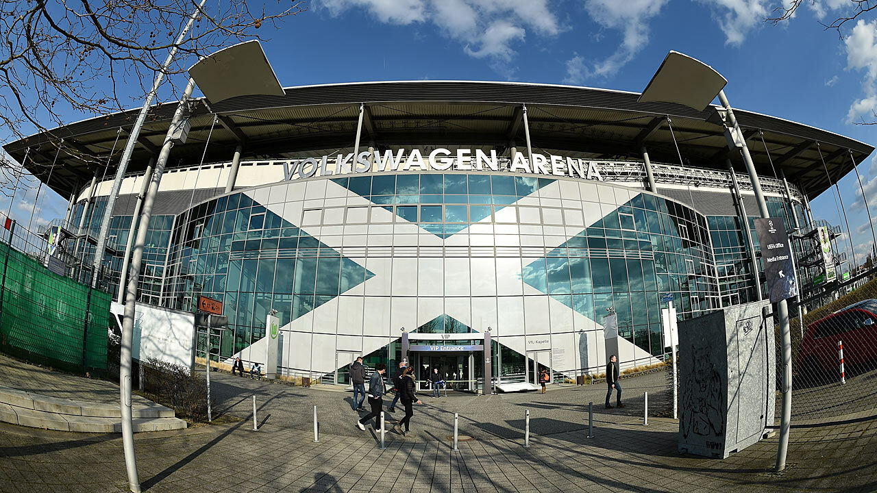 Stadion in Wolfsburg vor Spiel gegen BVB geräumt - Fussball