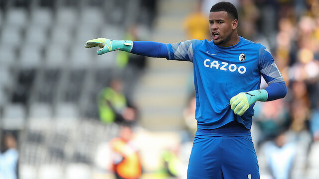 Neue Nummer 1: Freiburg verlängert mit U21-Nationalkeeper