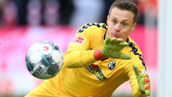 Hertha BSC holt sich Freiburg-Keeper Schwolow