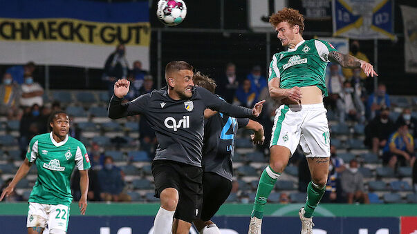 Werder Bremen müht sich im DFB-Pokal