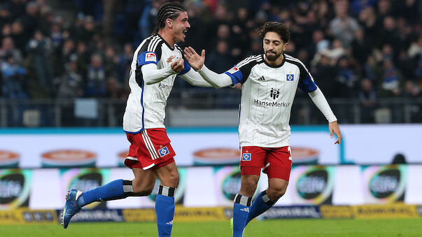 HSV bezwingt Schalke auswärts - bleibt an der Spitze dran