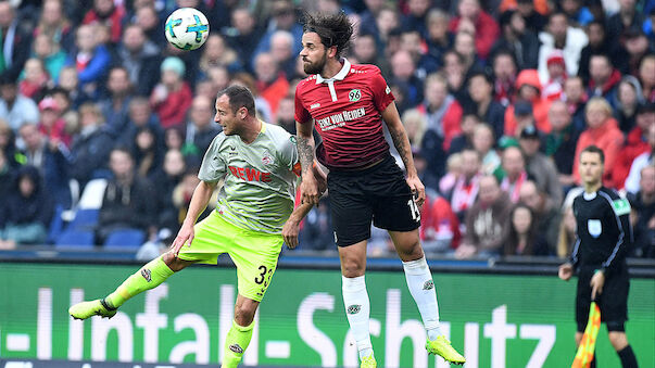 1.FC Köln erkämpft ersten Saisonpunkt
