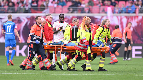 Nach heftigem Gulacsi-Crash: So geht es dem Torhüter