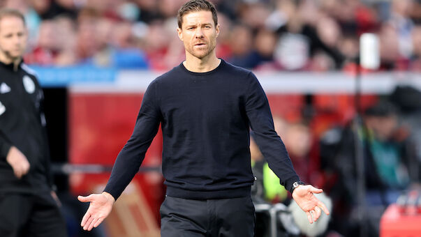 Debüt von Xabi Alonso: Leverkusen schießt Schalke ab