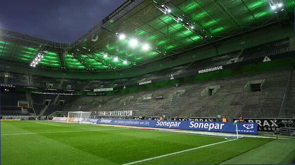 Gladbach-Fans als Pappfiguren zu Geisterspielen