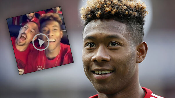 VIDEO: David Alaba feiert im Mannschaftsbus