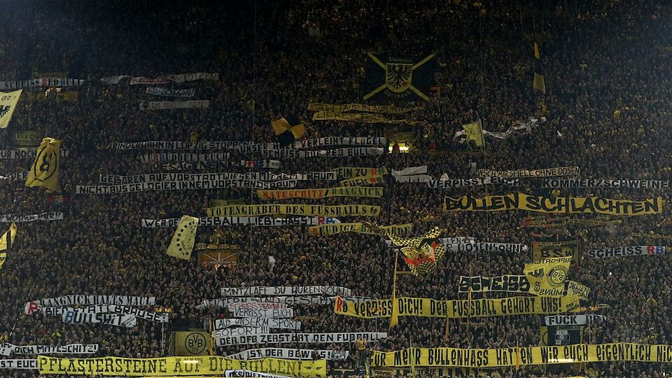 Dortmund-Beschimpfungen gegen Leipzig Diashow