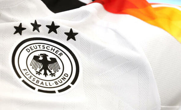 Unglückliche Assoziation: Adidas stoppt DFB-Trikotverkauf