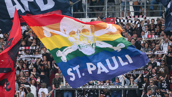 Protest gegen Elon Musk: St. Pauli zieht sich von 