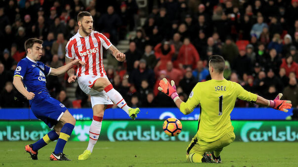 Stoke-Coach Hughes nach Arnie-Chancen verärgert