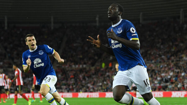 Everton dank Lukaku-Hattrick auf Platz drei