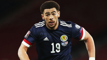 Schottland: Che Adams