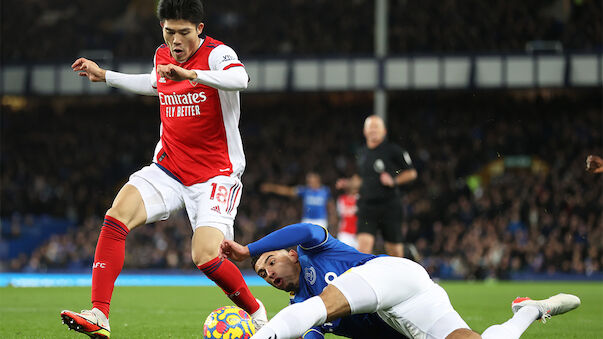 Everton gewinnt hitziges Spiel gegen Arsenal