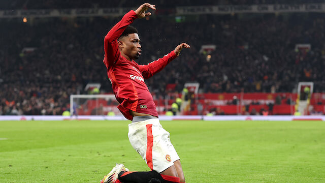 Hattrick binnen 12 Minuten! United wendet Blamage ab
