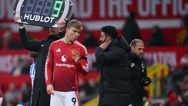 Höjlund-Abgang? United-Coach von ihm nicht überzeugt