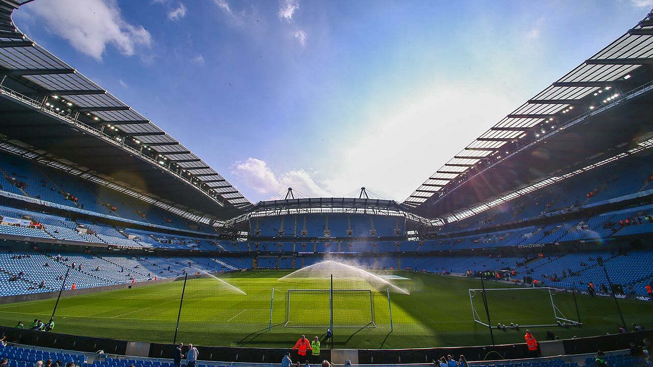 Umbau Weicht Manchester United Ins Stadion Von City Aus Laola1 At