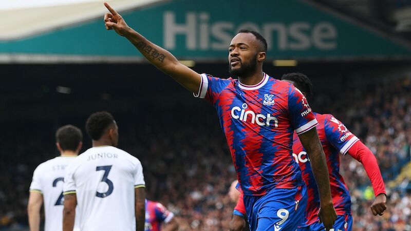 Jordan Ayew (32)