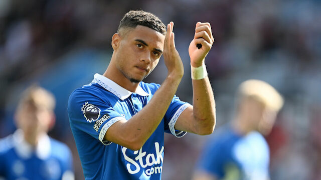 Aston Villa holt englischen U-Nationalspieler Dobbin