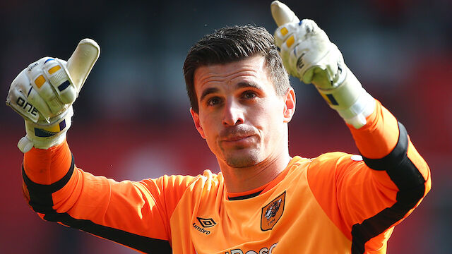 Leicester holt Goalie Jakupovic