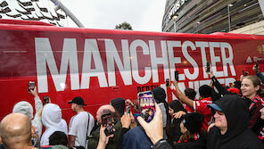 United-Bus vor Liverpool-Match mit Glasflasche beworfen