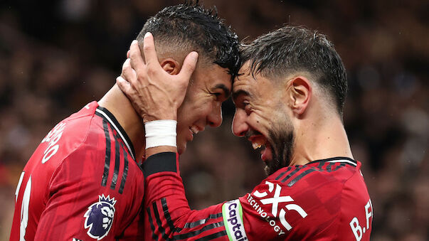 Casemiro trifft und fliegt! ManUnited gewinnt Spitzenspiel