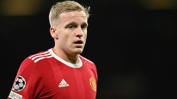 Everton leiht van de Beek von Manchester United