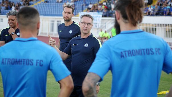 Canadi-Truppe schlägt Olympiakos auswärts