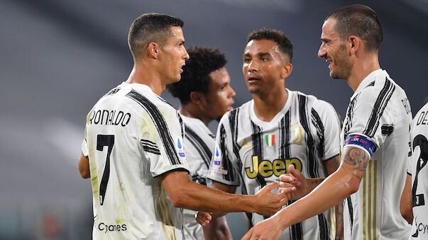 Juventus punktet gegen Roma in Unterzahl