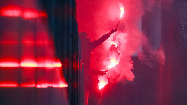 Massive Ausschreitungen bei Relegationsspiel in Italien
