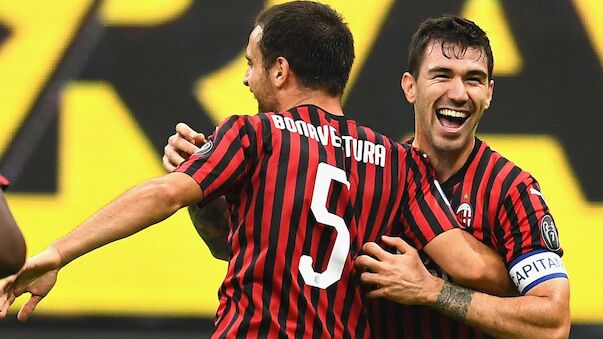 AC Milan holt SSC Napoli ein