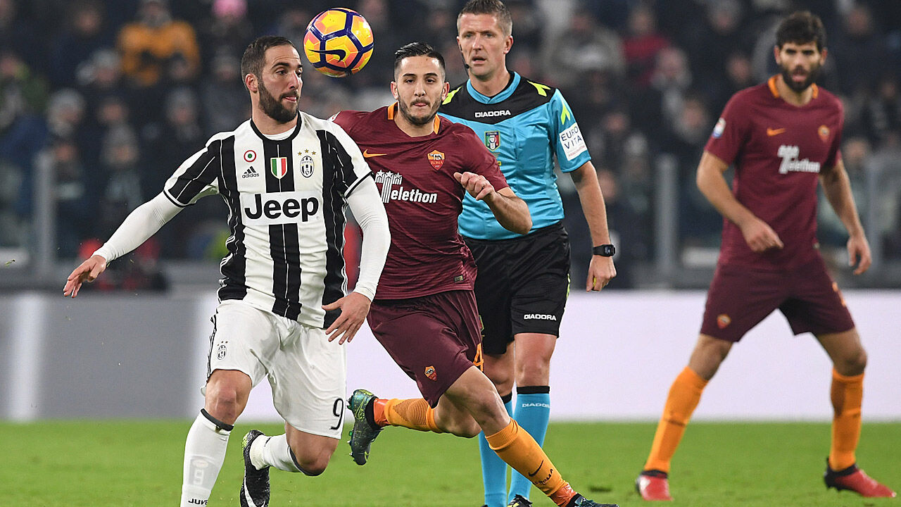 Juventus Turin gewinnt das Spitzenspiel gegen AS Roma Fussball International Italien Juventus Turin gewinnt das Spitzenspiel gegen AS Roma Fussball International Italien