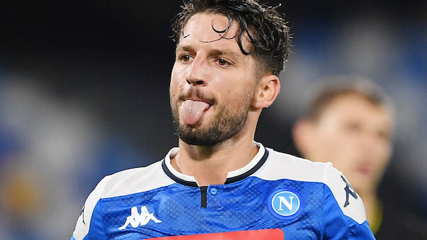 Napoli besiegt Roma dank Jubilar Dries Mertens