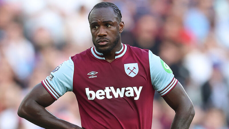 Michail Antonio (35)