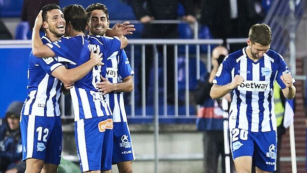 Alaves vorübergehend La-Liga-Leader