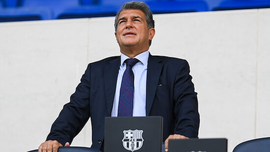 Barca-Mitglieder segnen Millionen-Deals ab