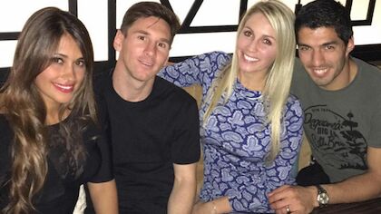 Lionel Messi Heiratet Jugendliebe Antonela Roccuzzo Fussball International Spanien