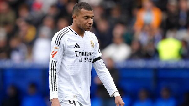 Nach üblem Foul: Milde Strafe für Kylian Mbappe