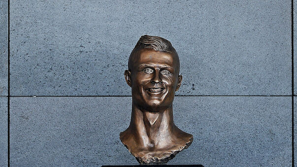 Ronaldo-Büste sorgt für Lacher