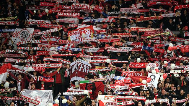 Tribünenbruch! Schrecksekunde für Sevilla-Fans